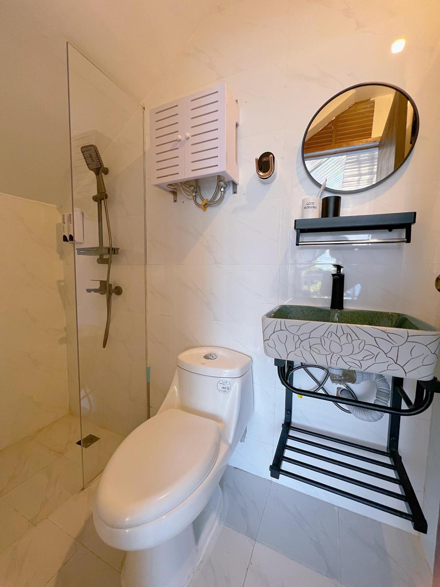 Homestay Aojing Diving Resort澳鲸潜水温泉店