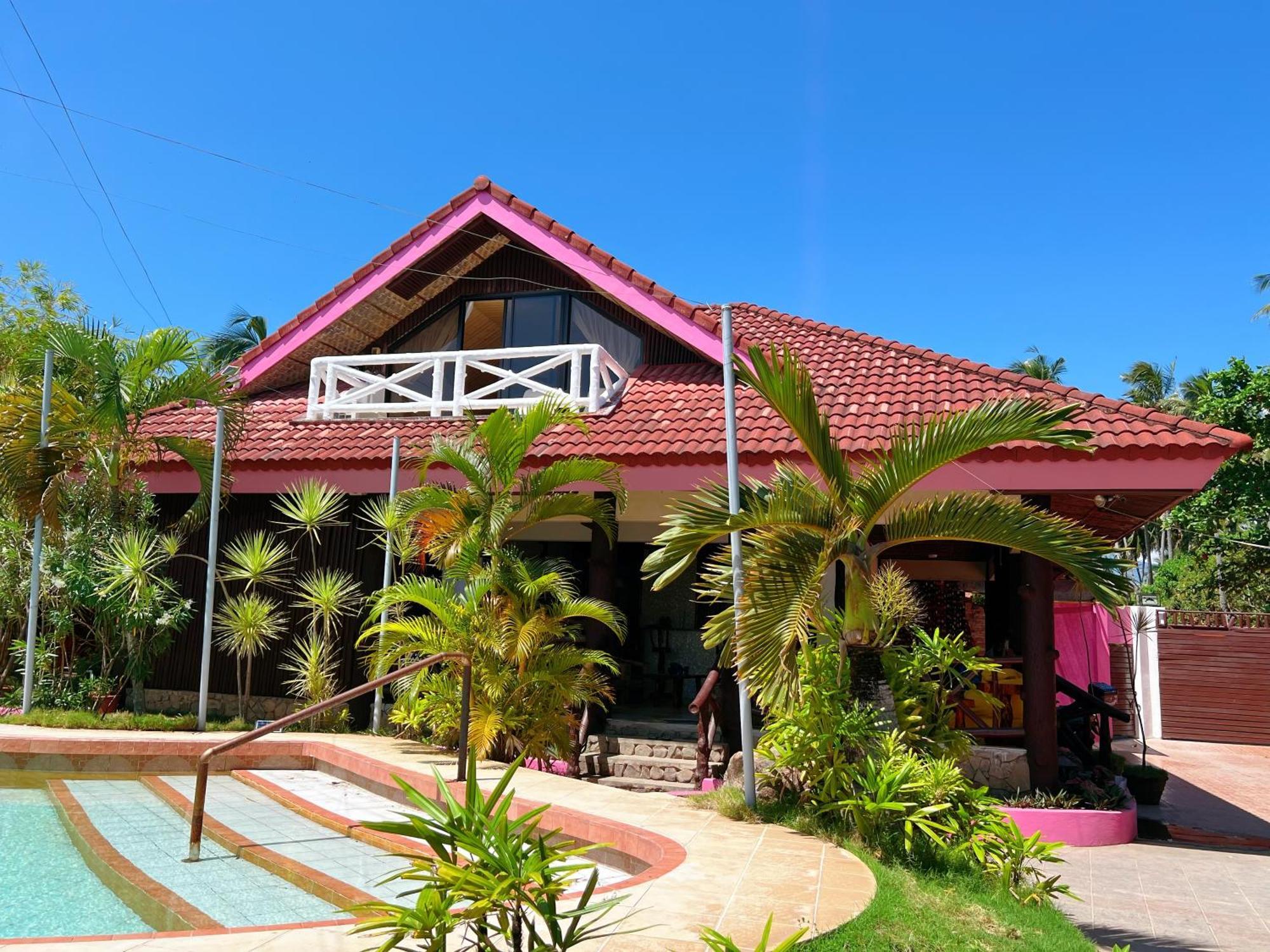 Homestay Aojing Diving Resort澳鲸潜水温泉店 Dauin